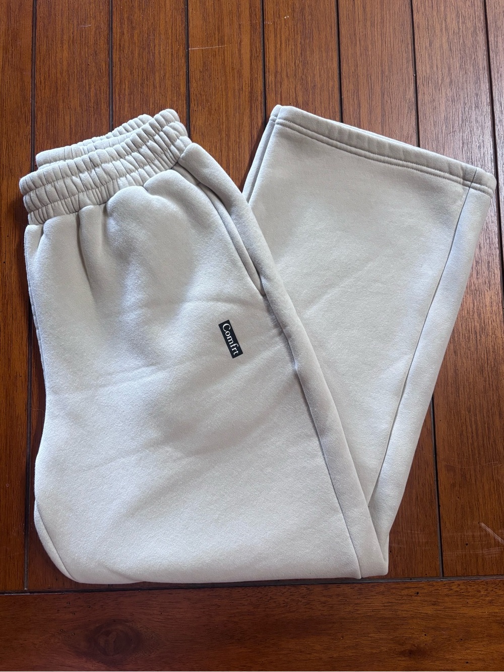 NWT Comfrt Love Straight Leg Sweatpants in Cotton